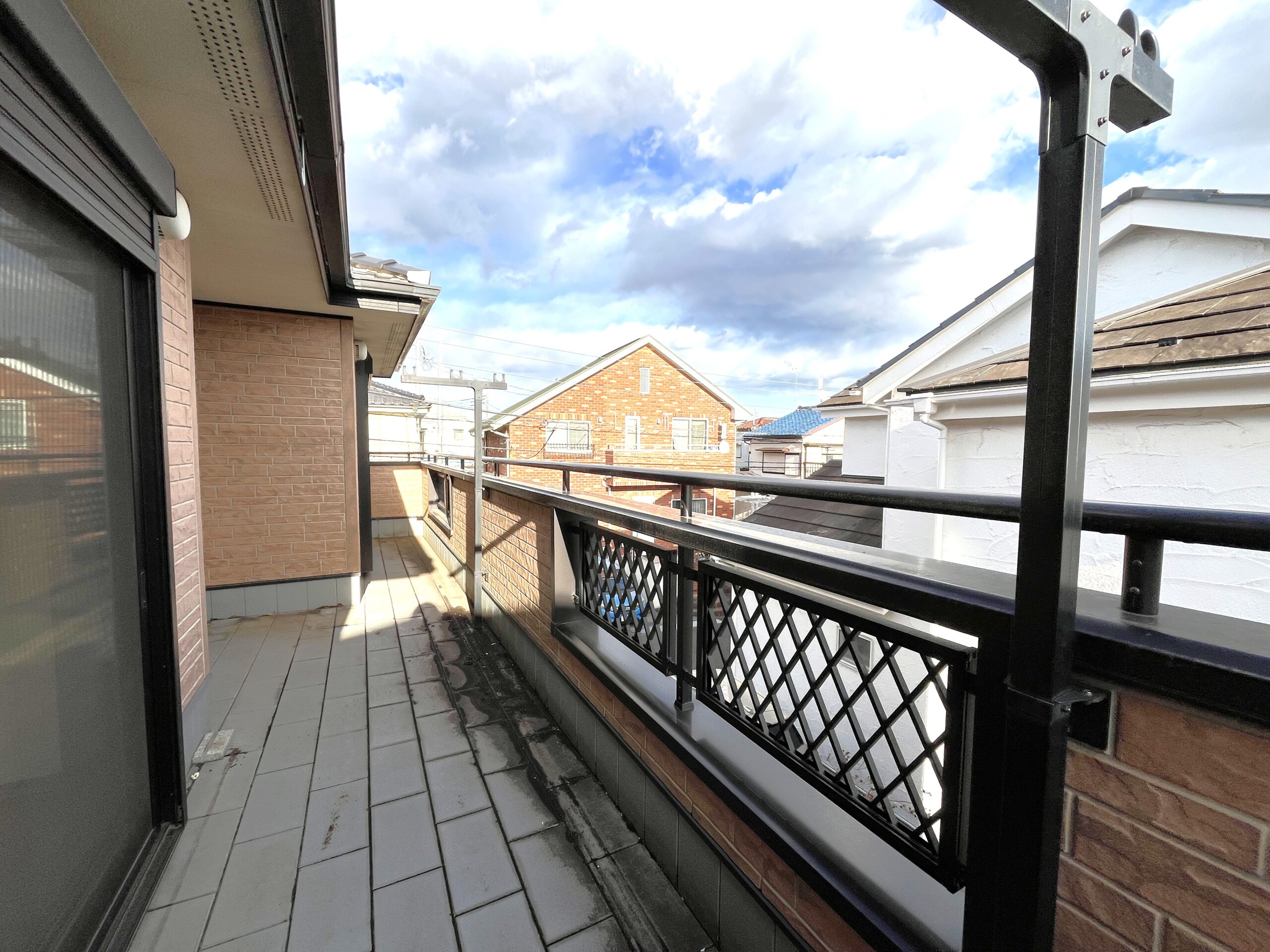 バルコニー バルコニー